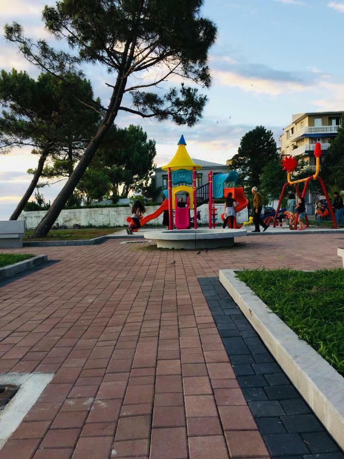 Apartment Near The Sea 1 Кобулеті Екстер'єр фото